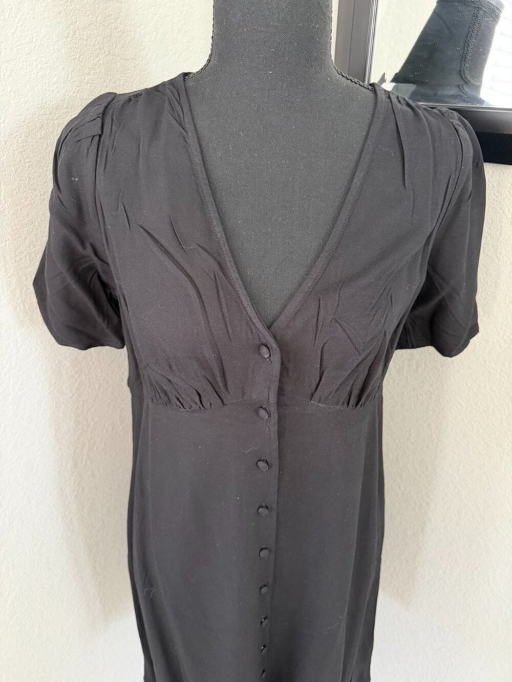 OLD NAVY Button Down Crepe Mini Dress Black Small NWT - Picture 6 of 10